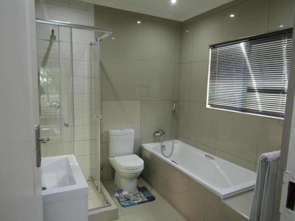 Mabalingwe Game Reserve Pafuri Gate Guesthouse מראה חיצוני תמונה